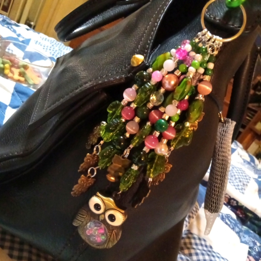 Hand crafted beaded owl purse charm